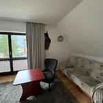 Pod Doliną - 1,5km. Od Krupówek *
